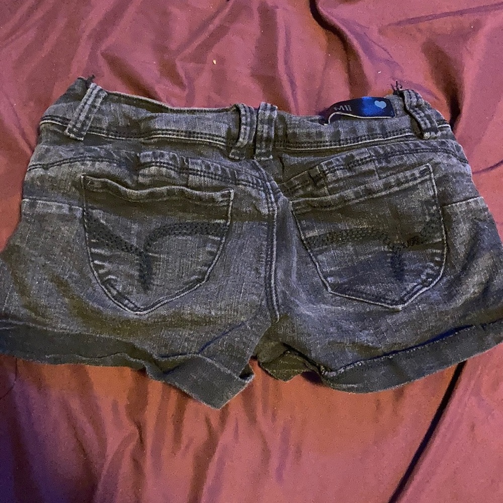 Shorts - Picture 2 of 2